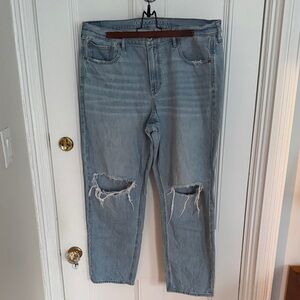 American Eagle Outfitters Light Wash Ripped 90s Straight Jeans